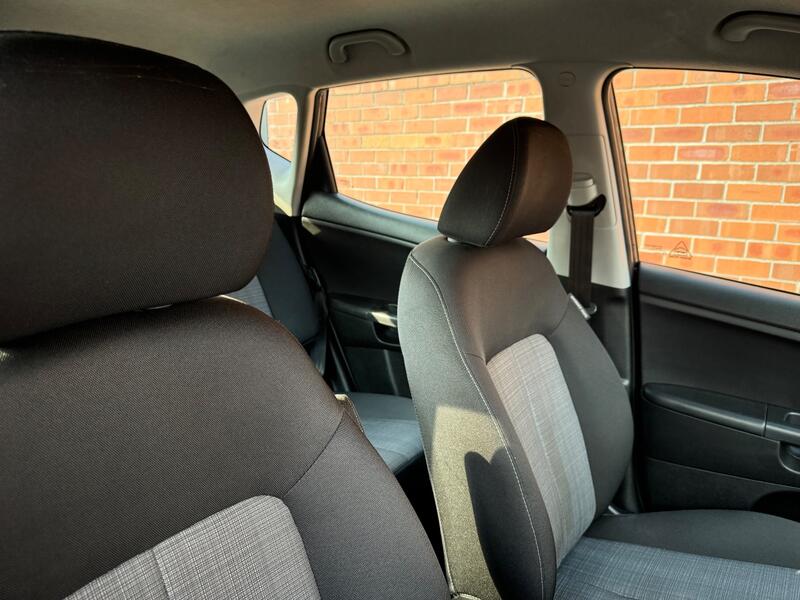 KIA VENGA
