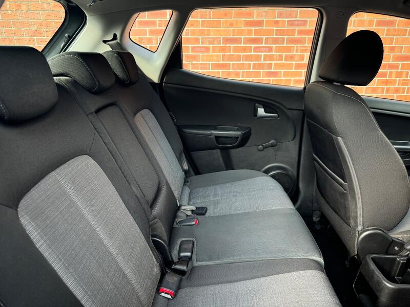 KIA VENGA