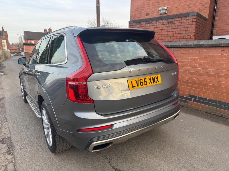 VOLVO XC90