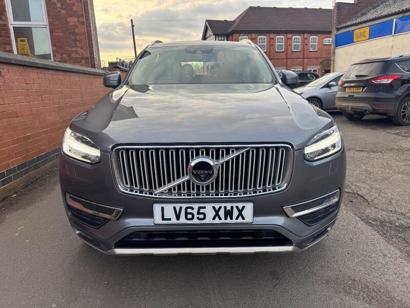 VOLVO XC90