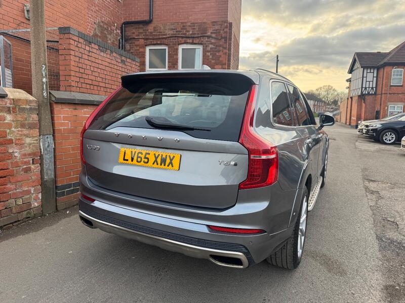 VOLVO XC90