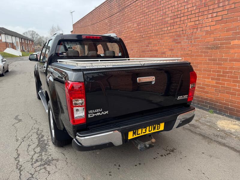 ISUZU D-MAX