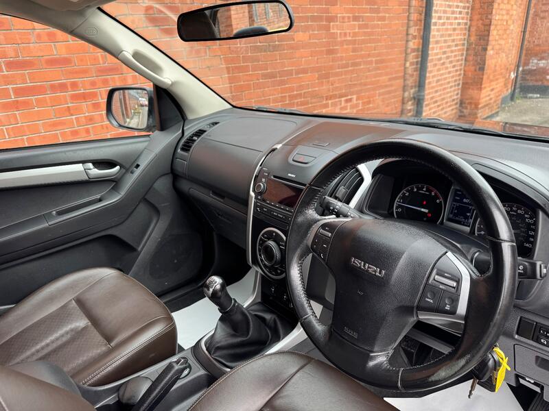 ISUZU D-MAX