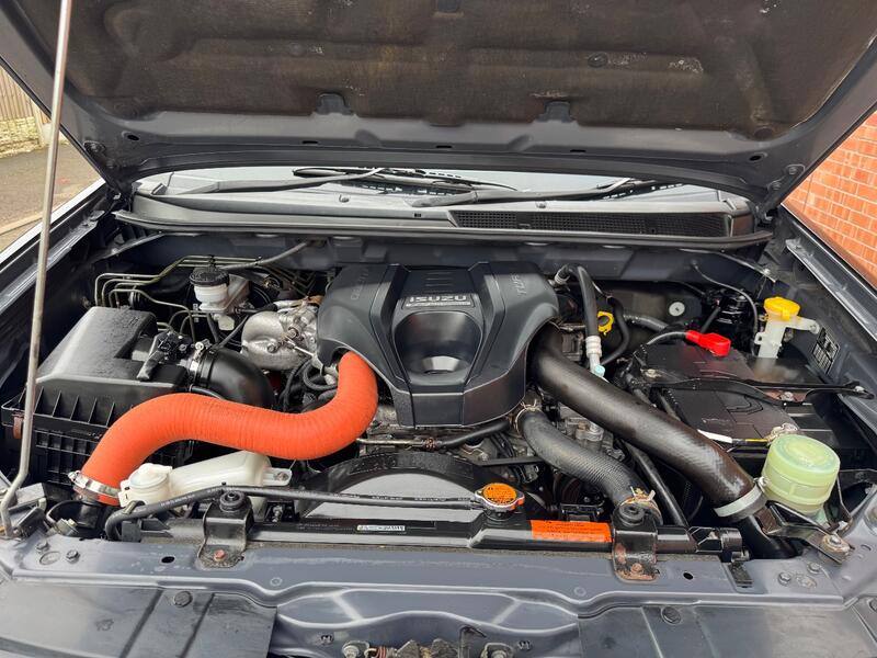 ISUZU D-MAX