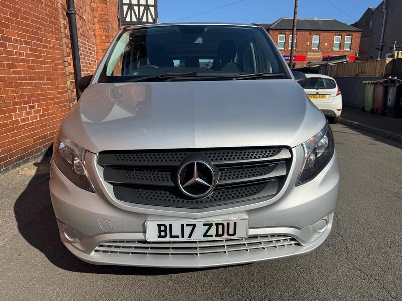 MERCEDES-BENZ VITO
