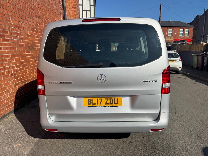 MERCEDES-BENZ VITO