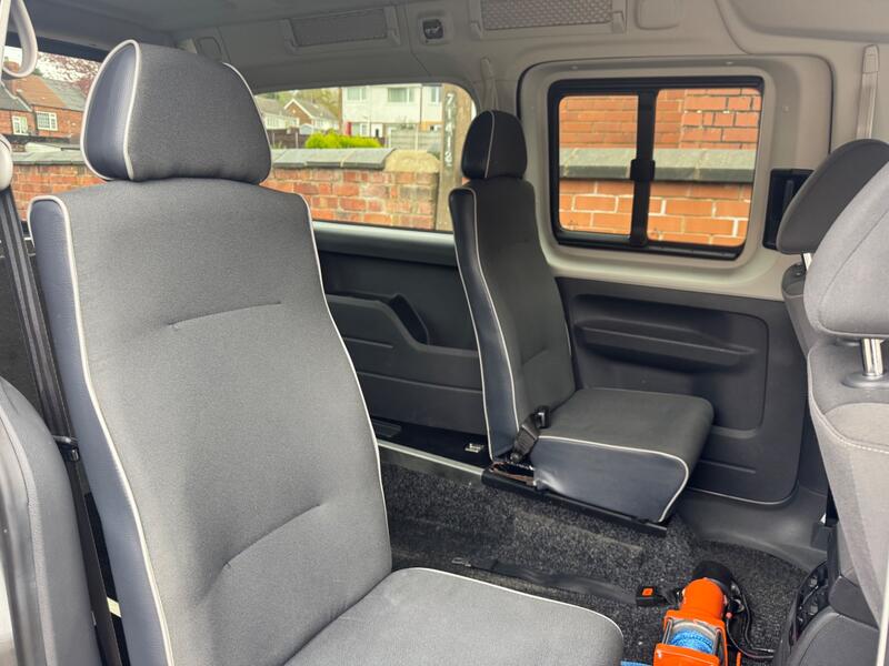 VOLKSWAGEN CADDY