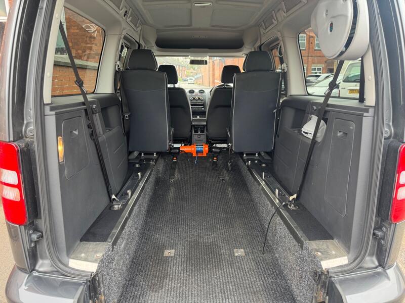 VOLKSWAGEN CADDY