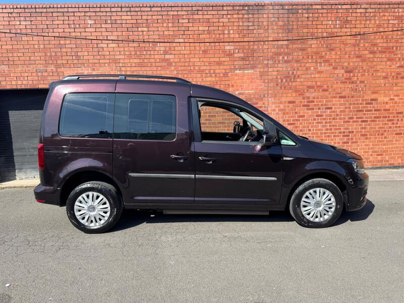 View VOLKSWAGEN CADDY 2.0 TDI