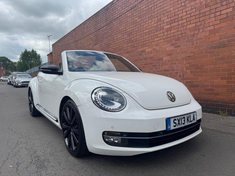 View VOLKSWAGEN BEETLE 2.0 TDI Sport