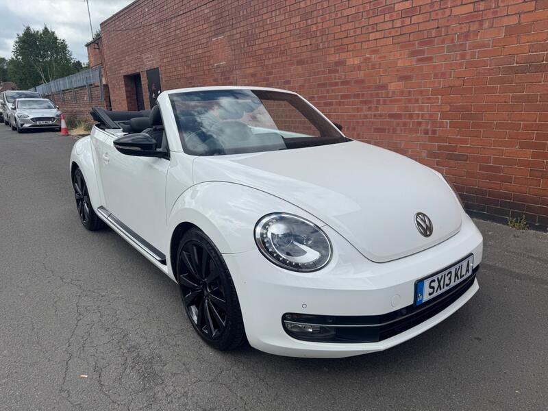 VOLKSWAGEN BEETLE