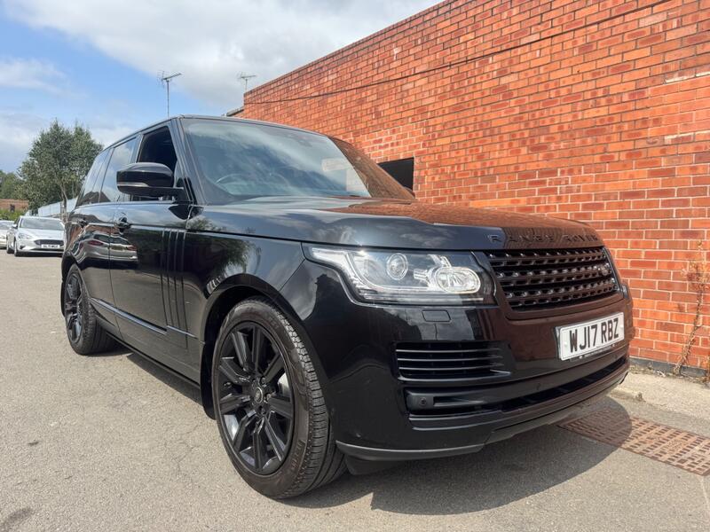 View LAND ROVER RANGE ROVER 4.4 SD V8 Vogue SE