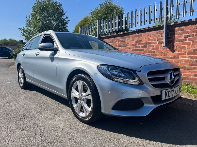 View MERCEDES-BENZ C CLASS C 220 D SE EXECUTIVE EDITION