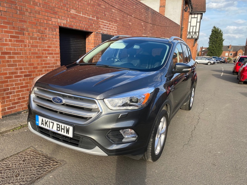 FORD KUGA